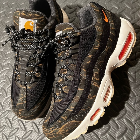 CLEAN Nike Air Max 95 x Carhartt SP size Camo Shoes